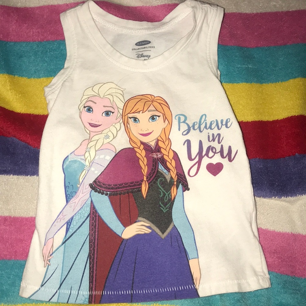 White graphic Ana and Elsa tank top size 2T